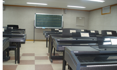 吸音材料應用于室內空間回音的頻率研究